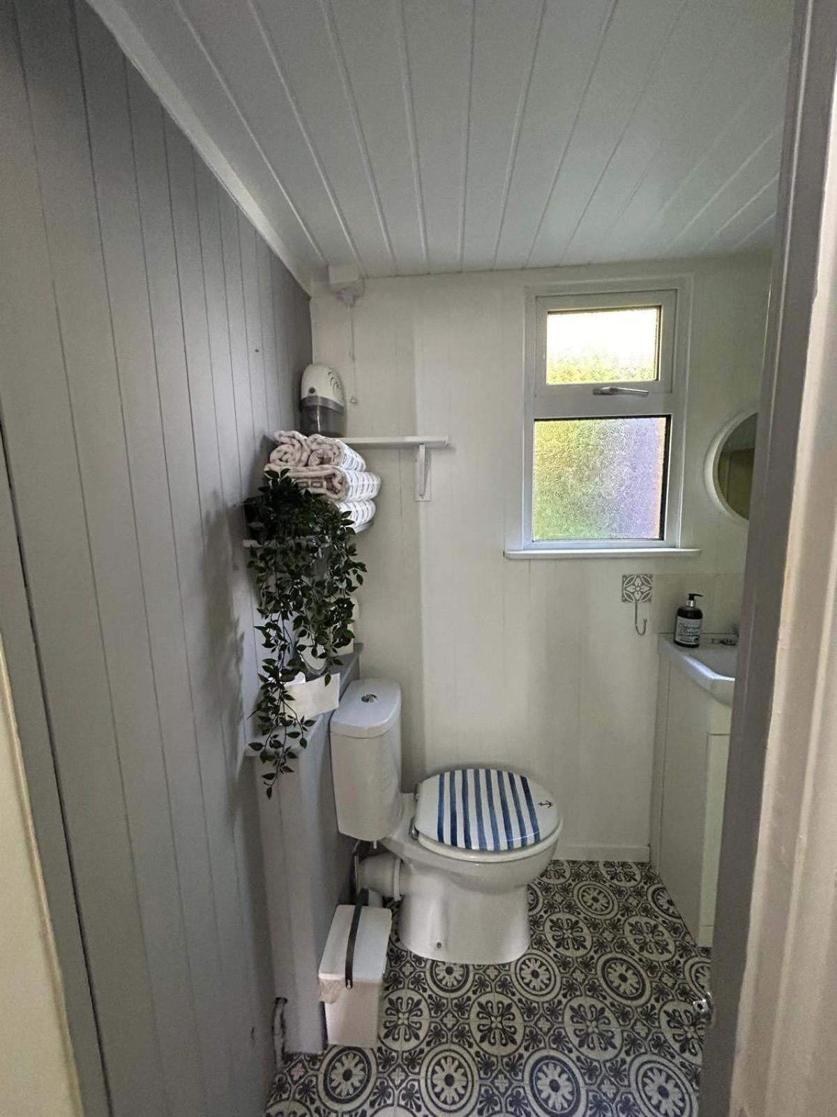 The Chalet By Hip Haus Humberston Exteriör bild