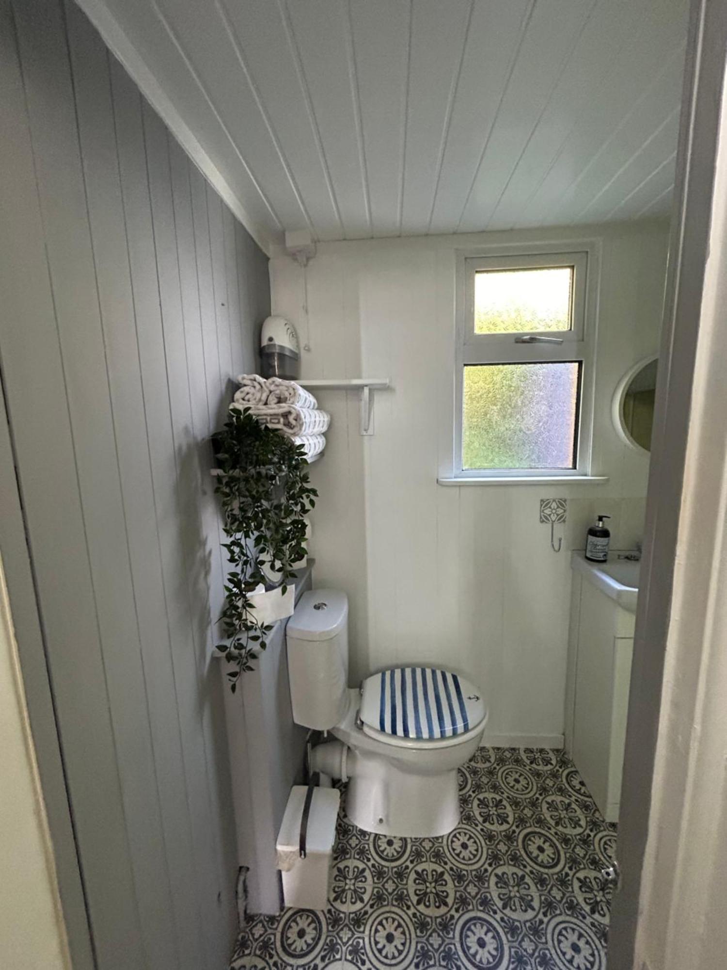 The Chalet By Hip Haus Humberston Exteriör bild